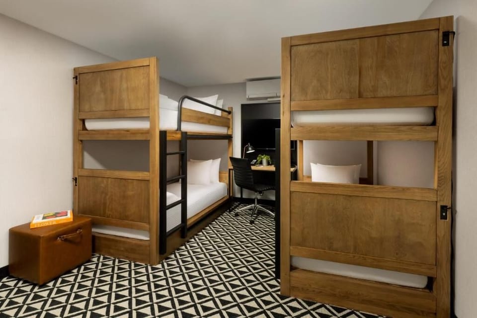 Gather the group with sturdy bunks and comfy sleeping nooks.