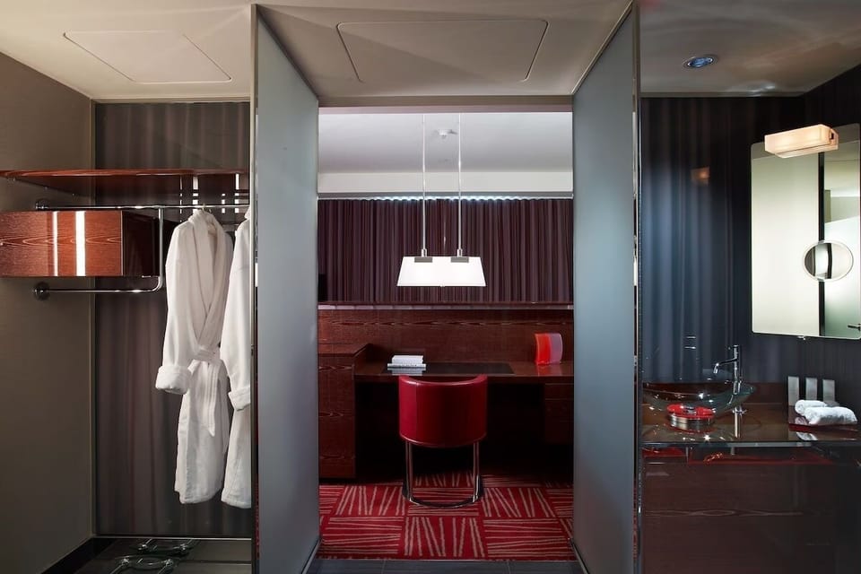 Room amenity