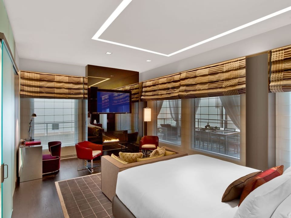 King size bed