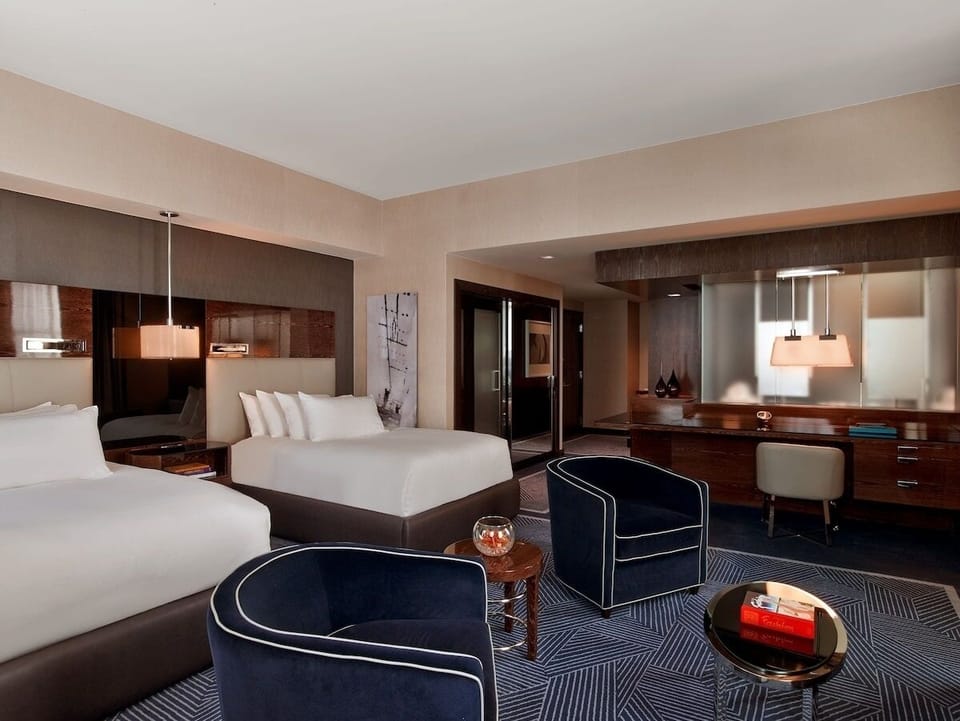 2 Double size beds