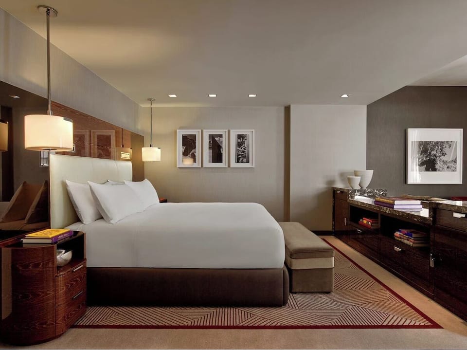King size bed