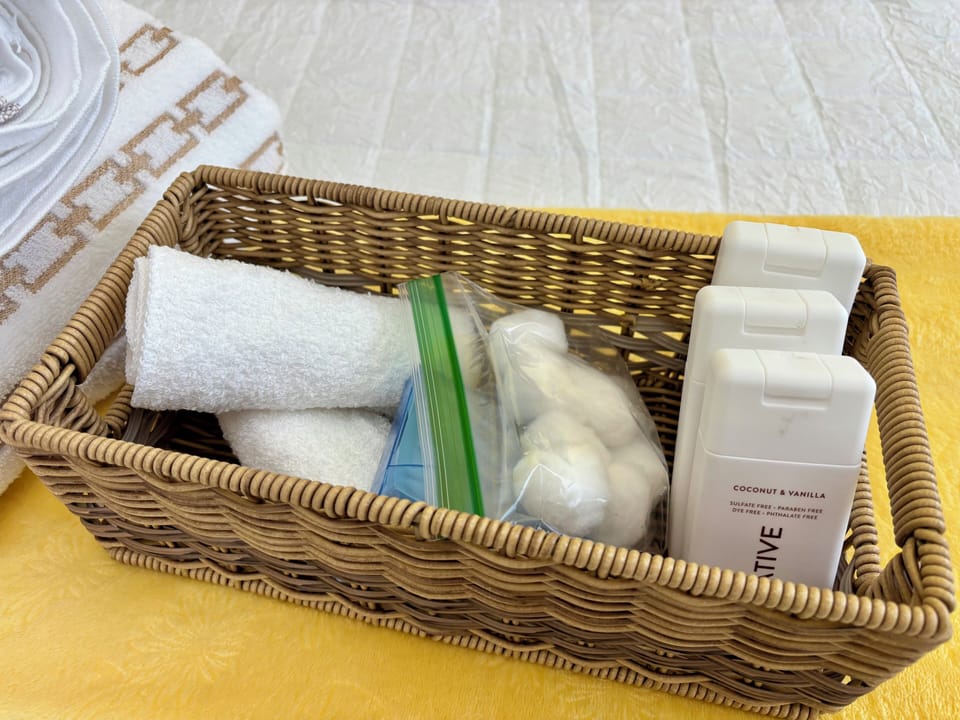 Bathroom amenities