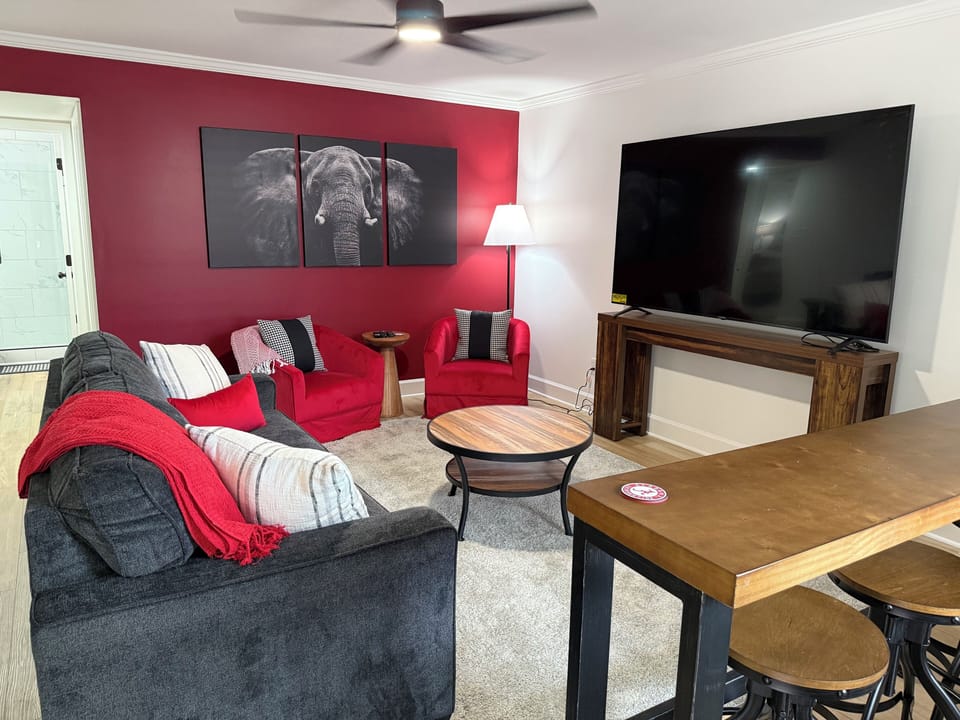 Family Room w/ 80" TV