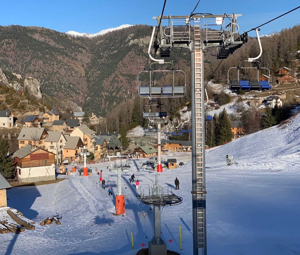 Snow and ski sports