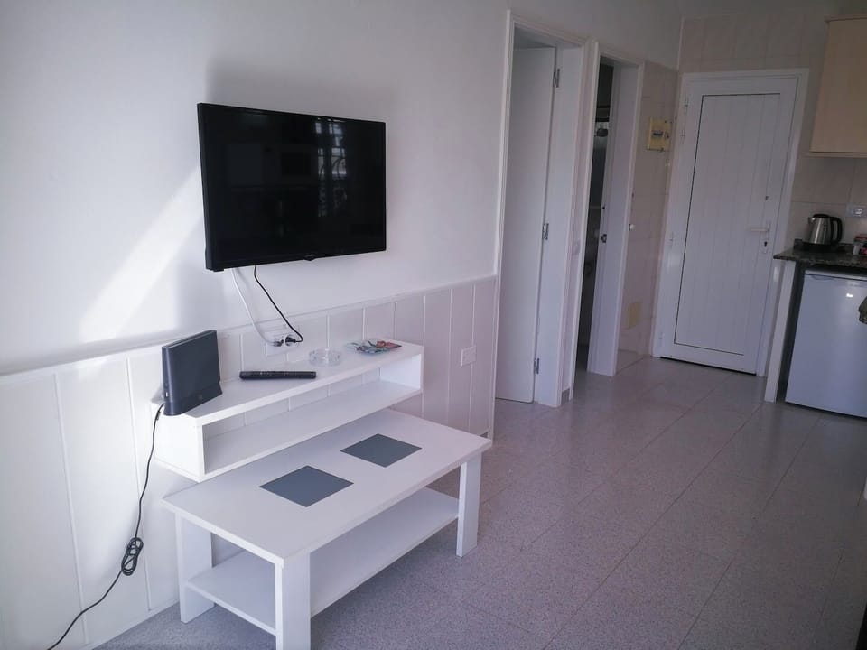 Living Area (2)