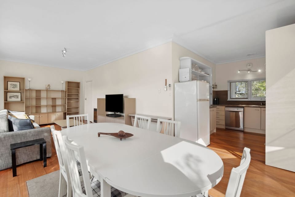 Open Plan kitchen, dining and living