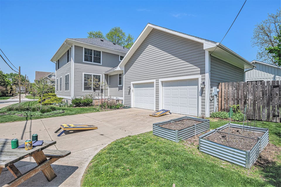 Offstreet free parking