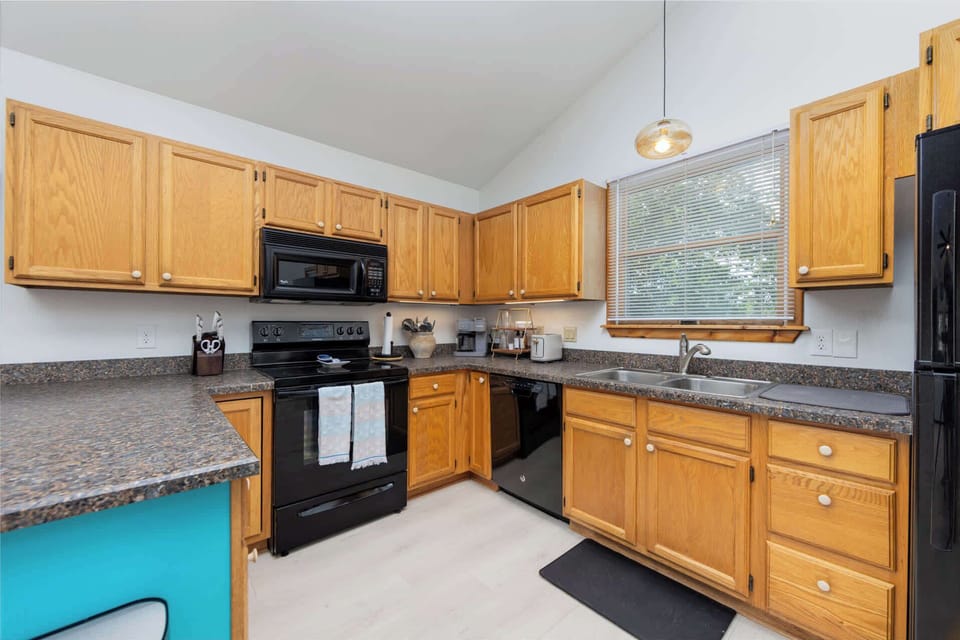 Fully-stocked kitchen ready for mealtime!