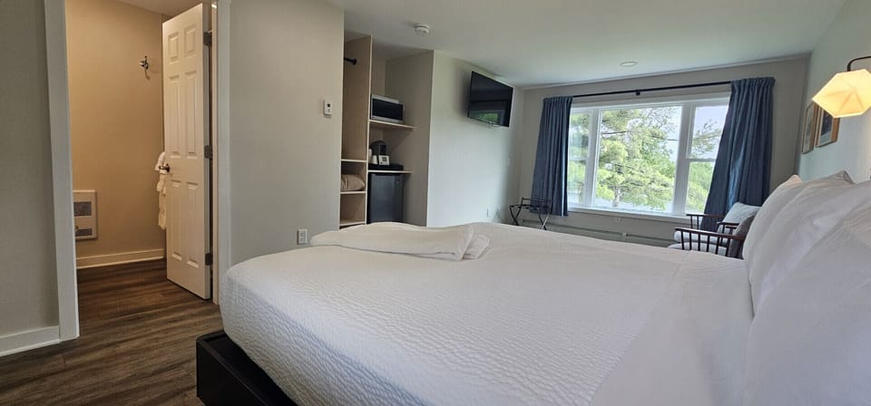 Warm tones, natural textures, and thoughtful touches