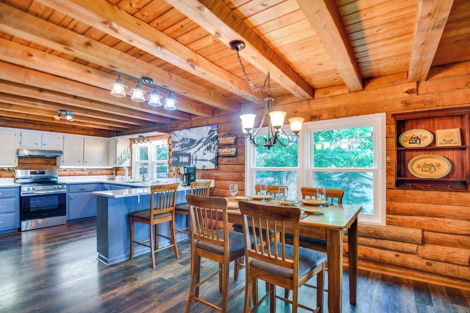Dining Table | Dishware/Flatware | Breakfast Bar | 1st Floor