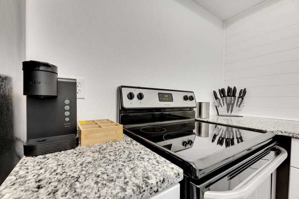 Kitchen, coffee machine