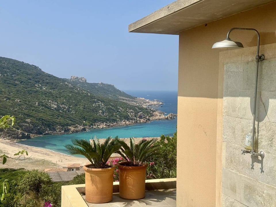 Beach/ocean view