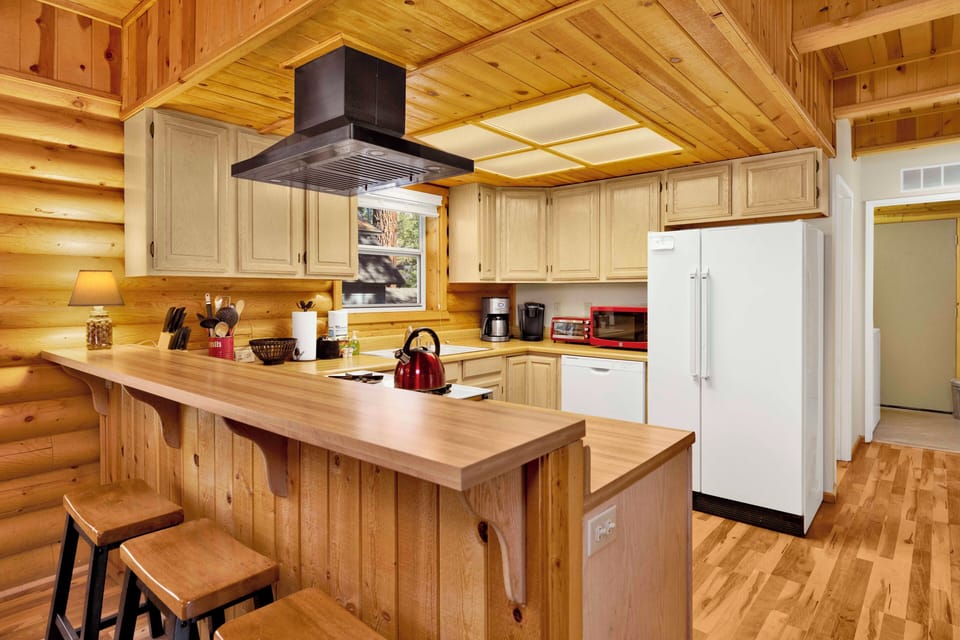 Breakfast bar seaing for 3