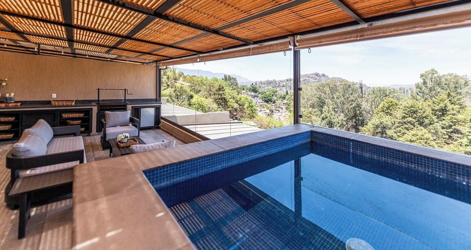 Terraza con asador y Jacuzzi MB