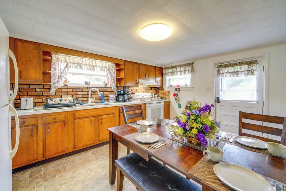 Kitchen | Dishwasher | Crockpot | Blender