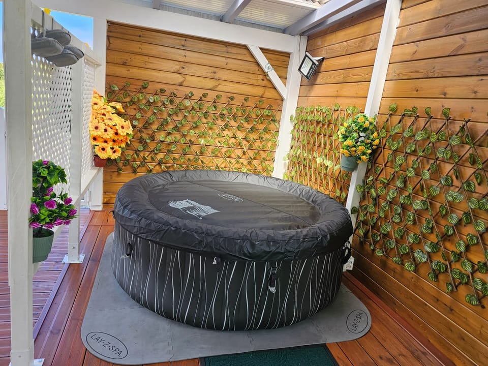 Jacuzzi