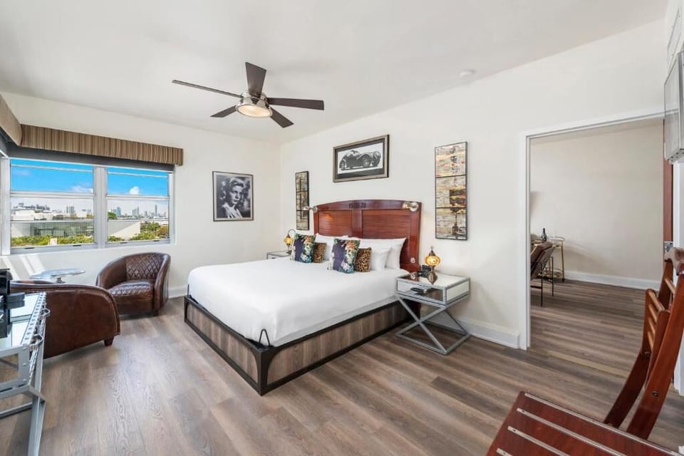 Settle into a roomy retreat with chic, hotel-style touches.