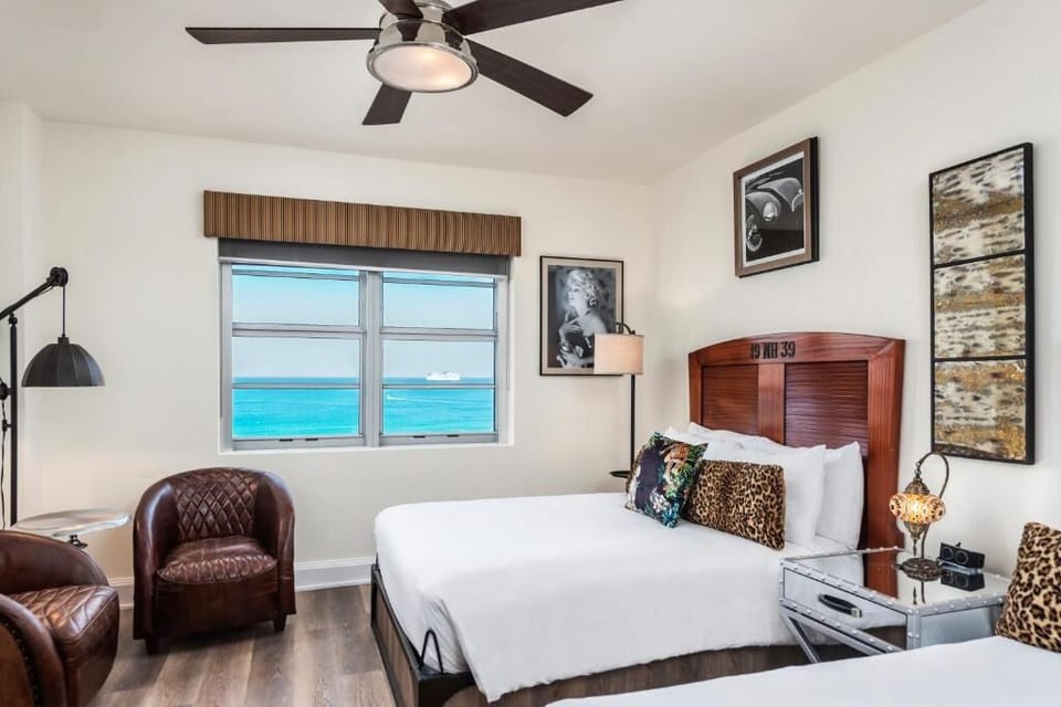 Sink into crisp linens and wake up to turquoise water.