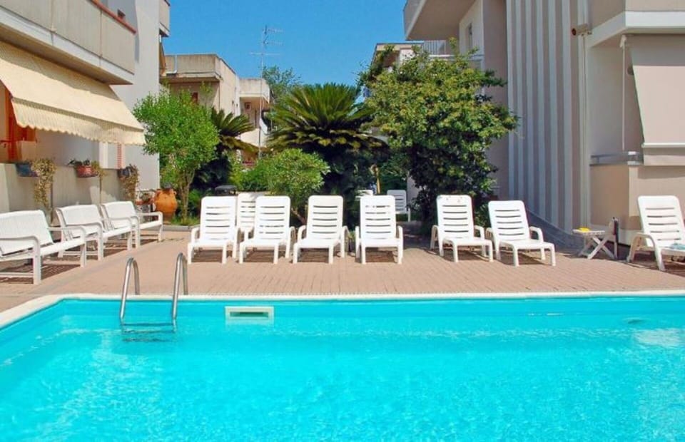 Autumn, Pool, Spring, Summer