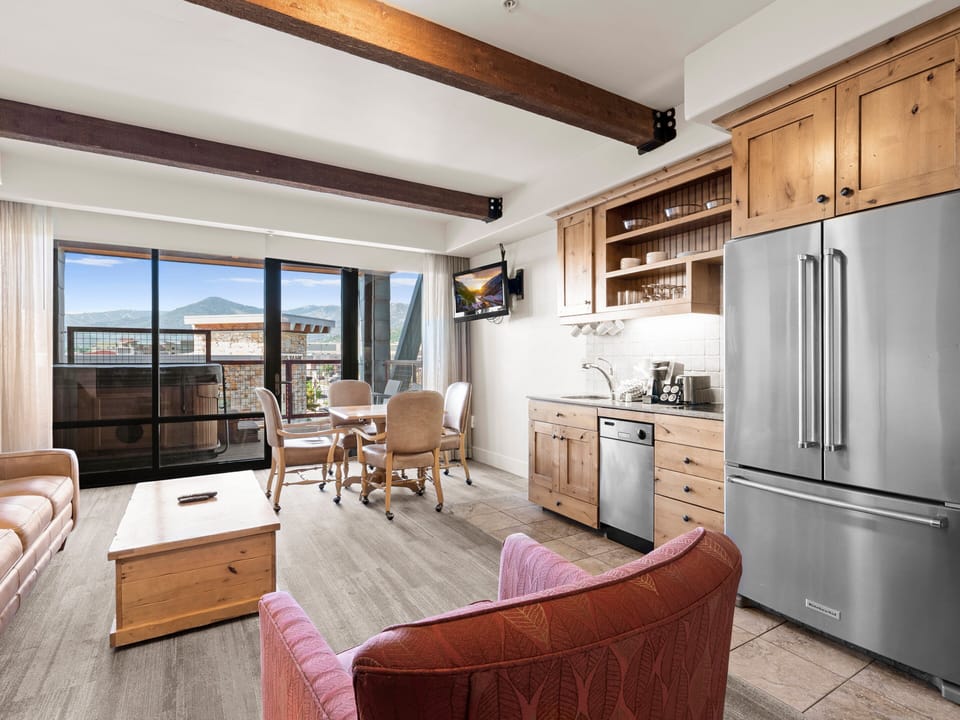 Living Area / Kitchen