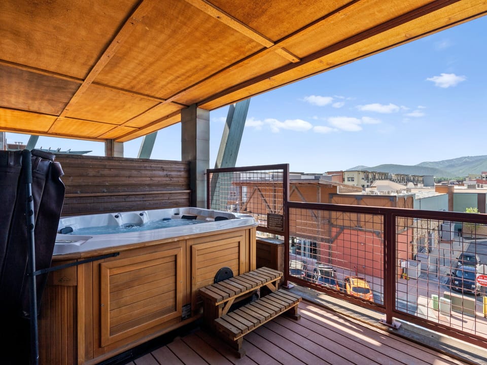 Private Hot Tub