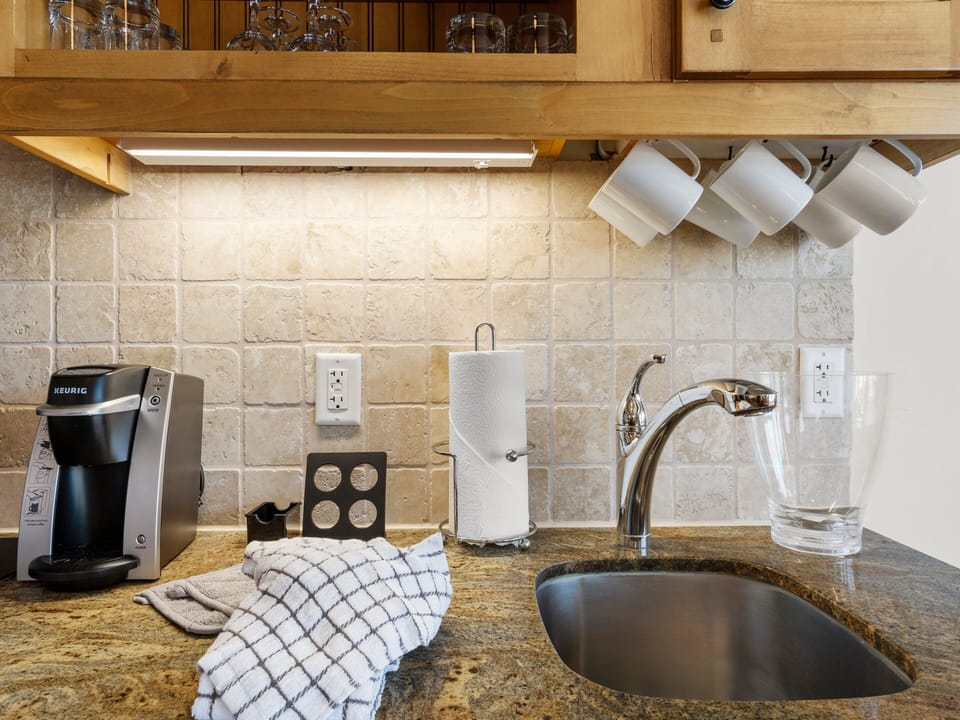 Kitchenette