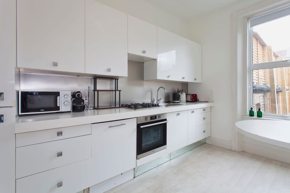 Kitchen (1)
