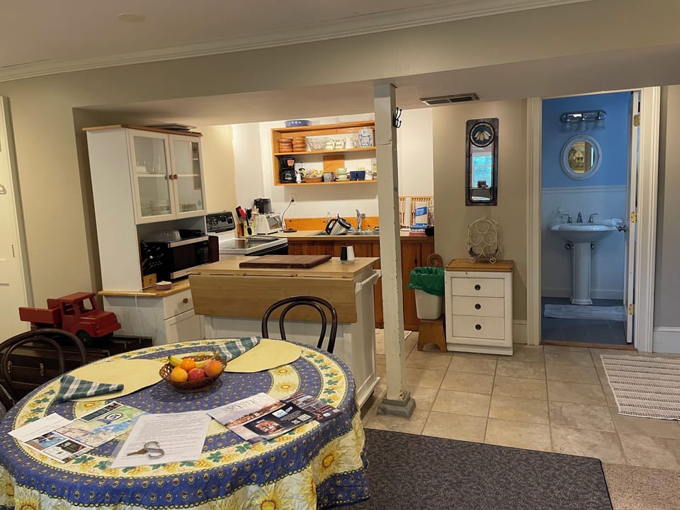 Complete kitchen