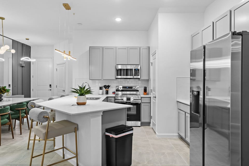 Fully-equipped kitchen