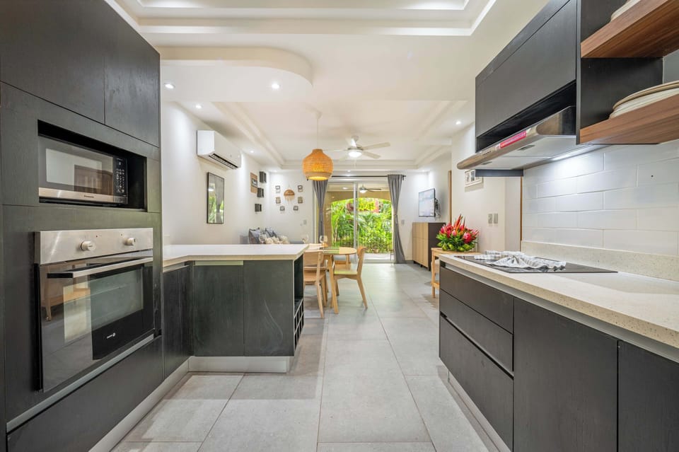Fully equipped kitchen