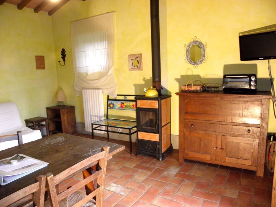 Autumn, Living Room, Spring, Summer, Winter