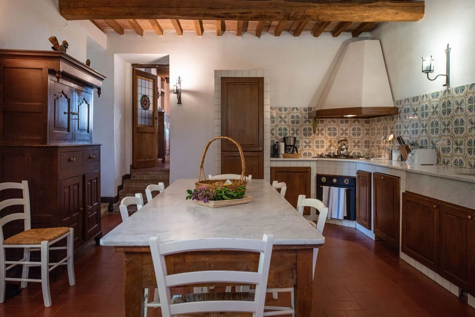Autumn, Dining Room, Kitchen, Living Room, Spring, Summer, Winter