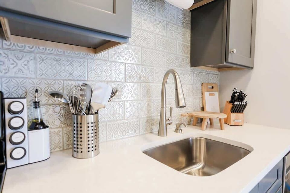 Compact and functional - This kitchen has everything you need for quick meals and light snacks. 