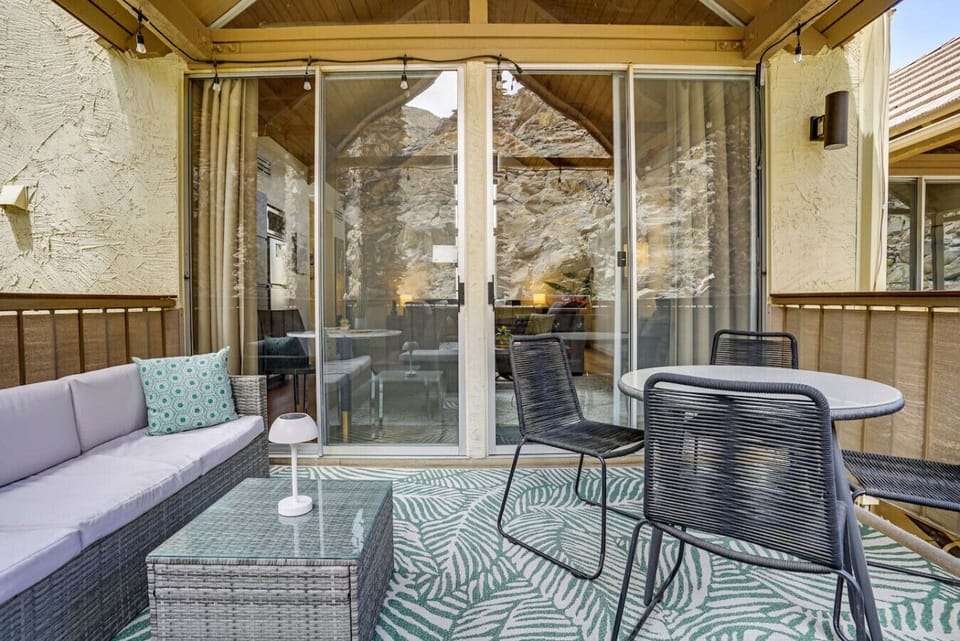 A view of the balcony to the living area
