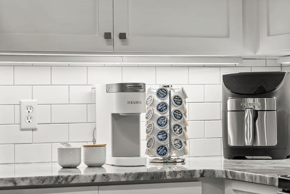 Start your mornings with ocean views and a fresh cup of coffee! Enjoy the convenience of a Keurig with a variety of pods and all the essentials ready for your perfect beachside brew.