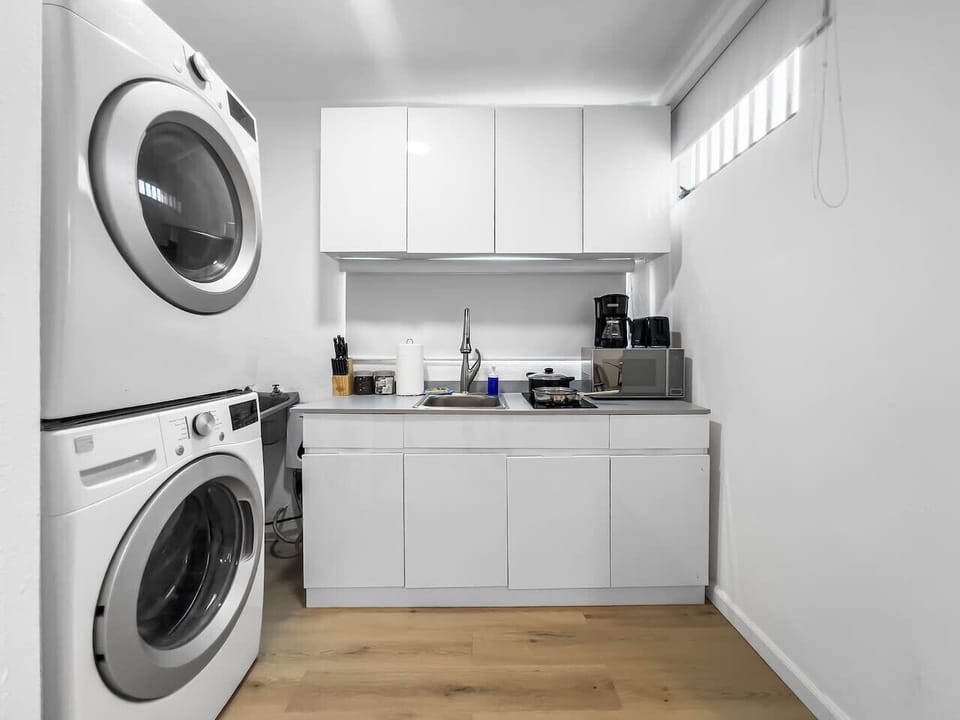 Keep things fresh with an on-site washer and dryer for added convenience