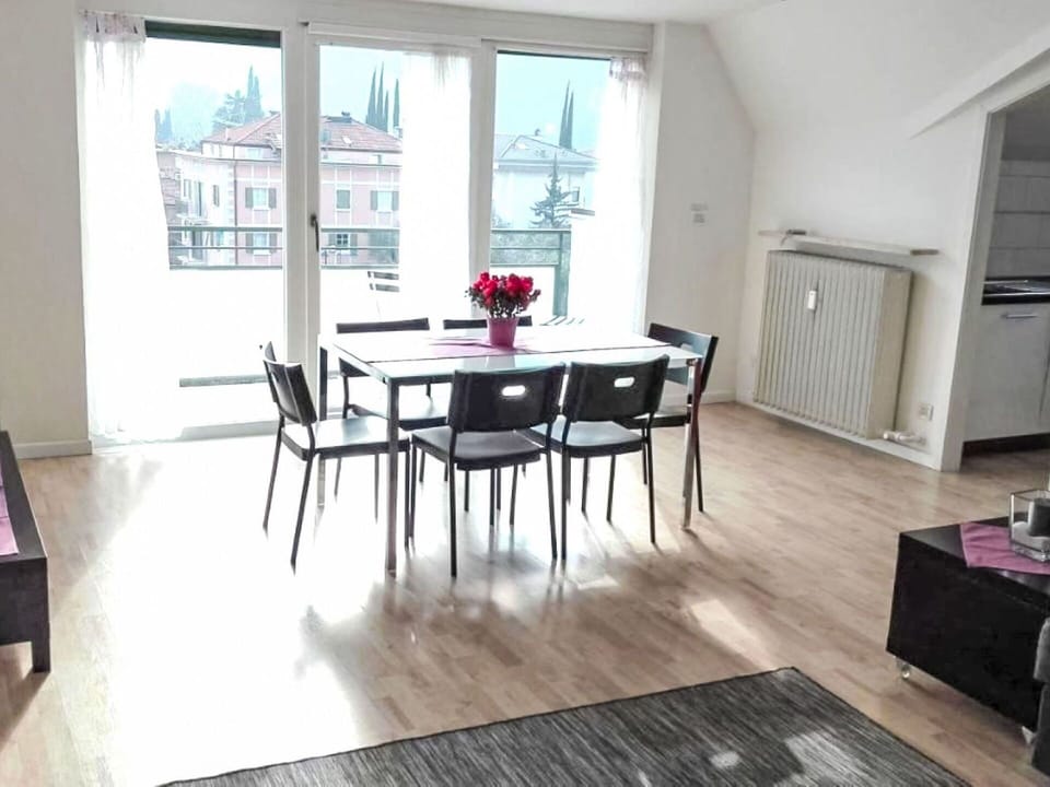 Furniture, Flooring, Interior Design, Floor, Wood, Wood Flooring, Table, Chair, Room, Ceiling