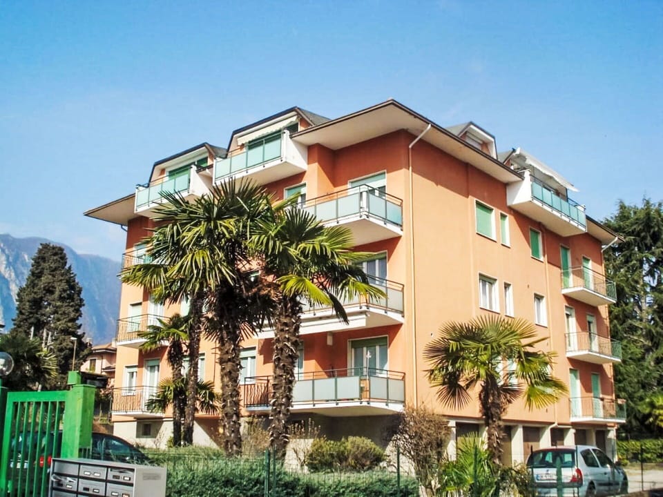 Residential Area, Neighbourhood, Apartment, Urban Design, Condominium, Balcony, Hacienda, Hotel