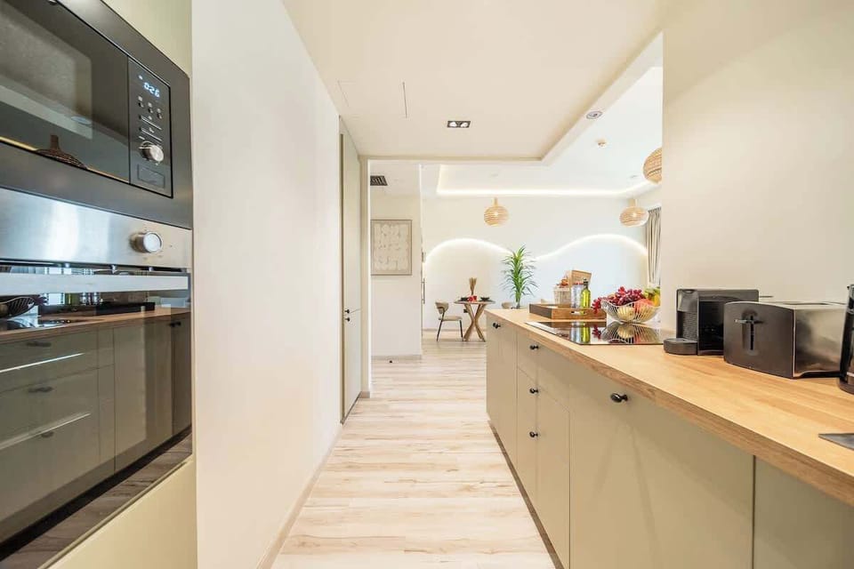 Fully-equipped Kitchen