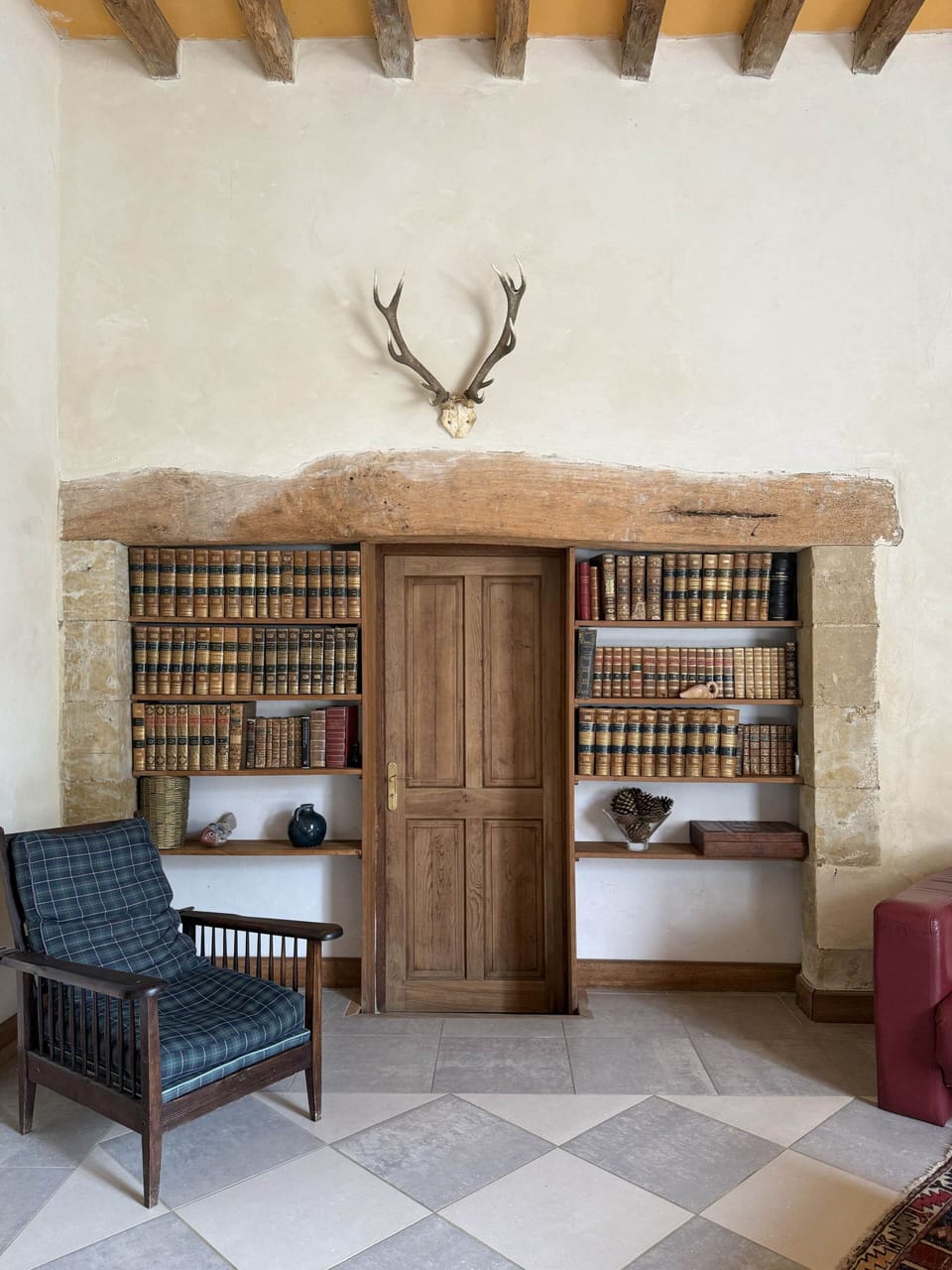 library corner, Orangery, Domaine du Château de Beaulieu, Gers