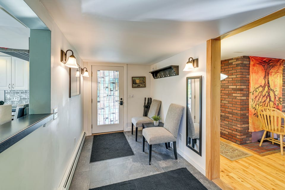 Entryway | 1st Floor