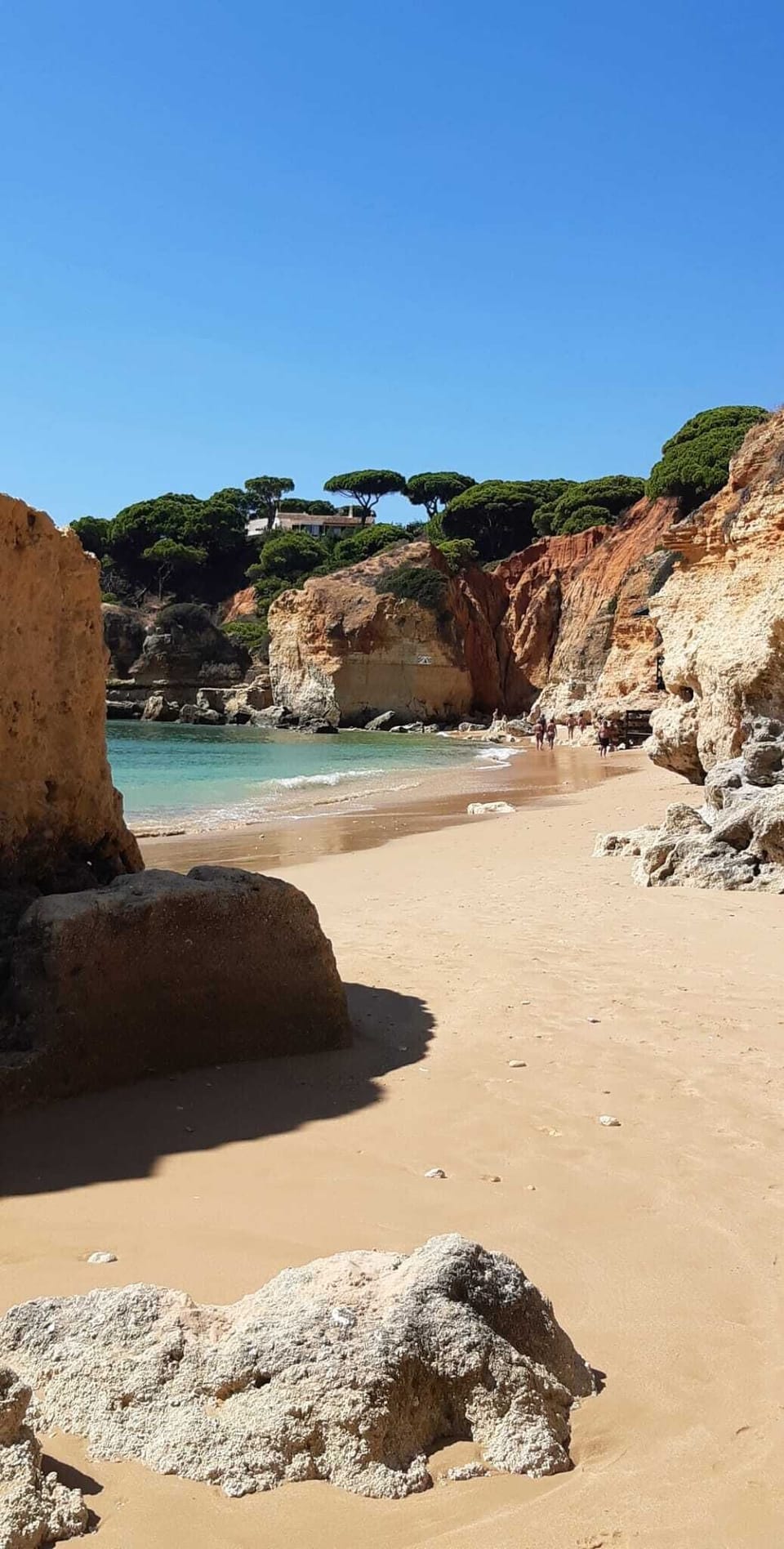 Praia de Olhos de Água