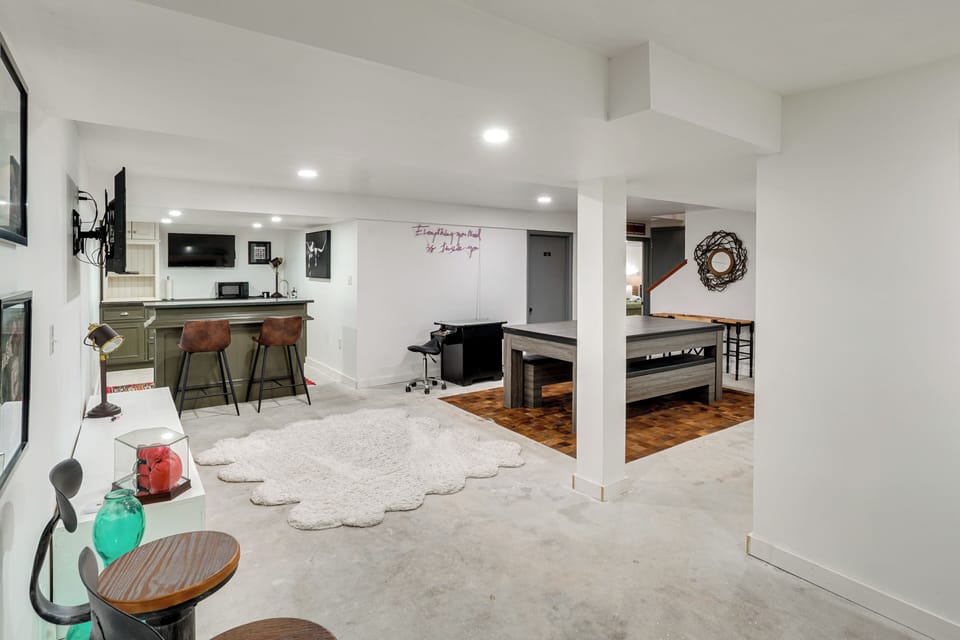 Game Area | Basement | Wet Bar