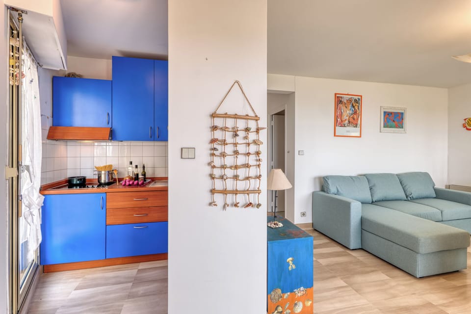 Sofa bed (sleeping area for studio)