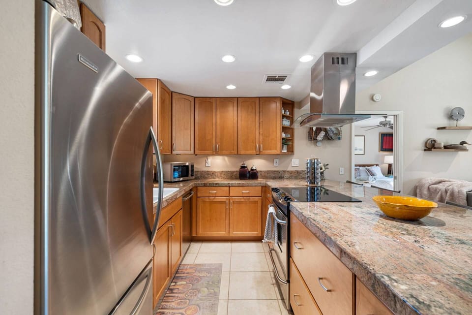 Beautiful Open Kitchen With Granite Countertops