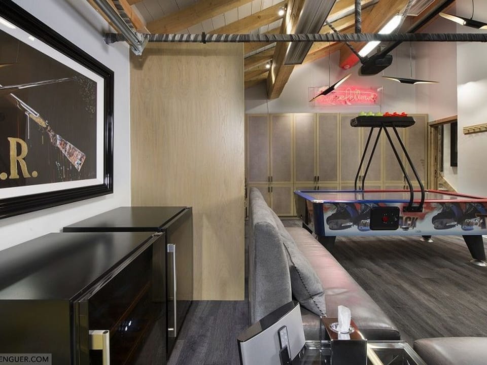 Game room
