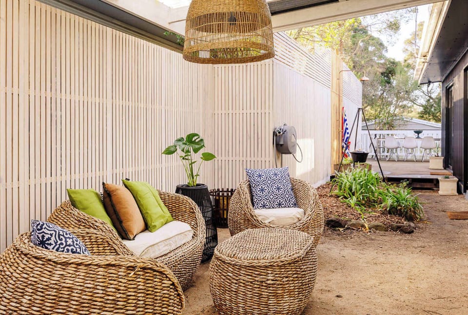 Outdoor Sitting Area Front of House
