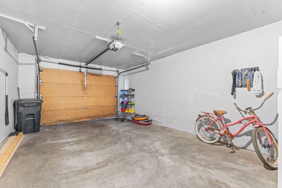 Garage- 1 car
