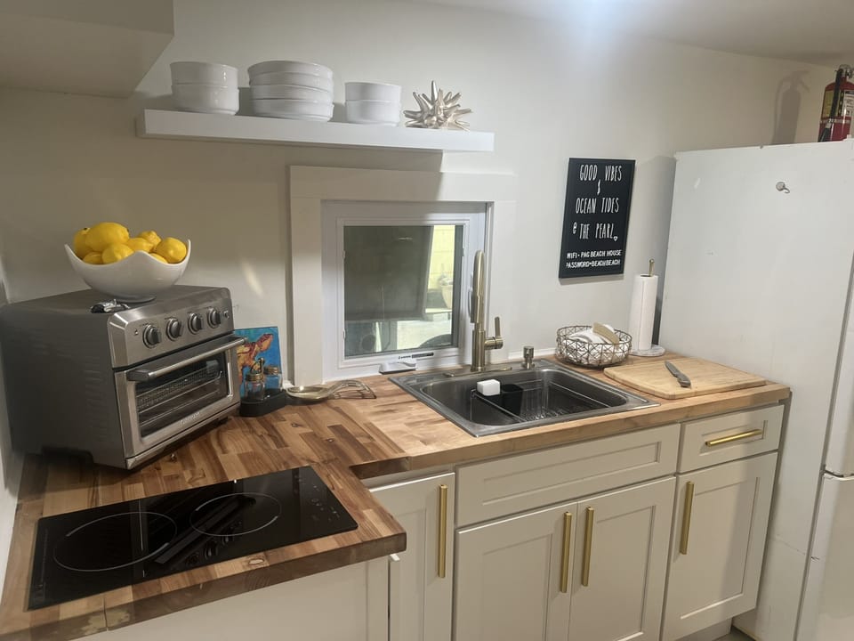 stovetop & oven for cooking  in kitchen