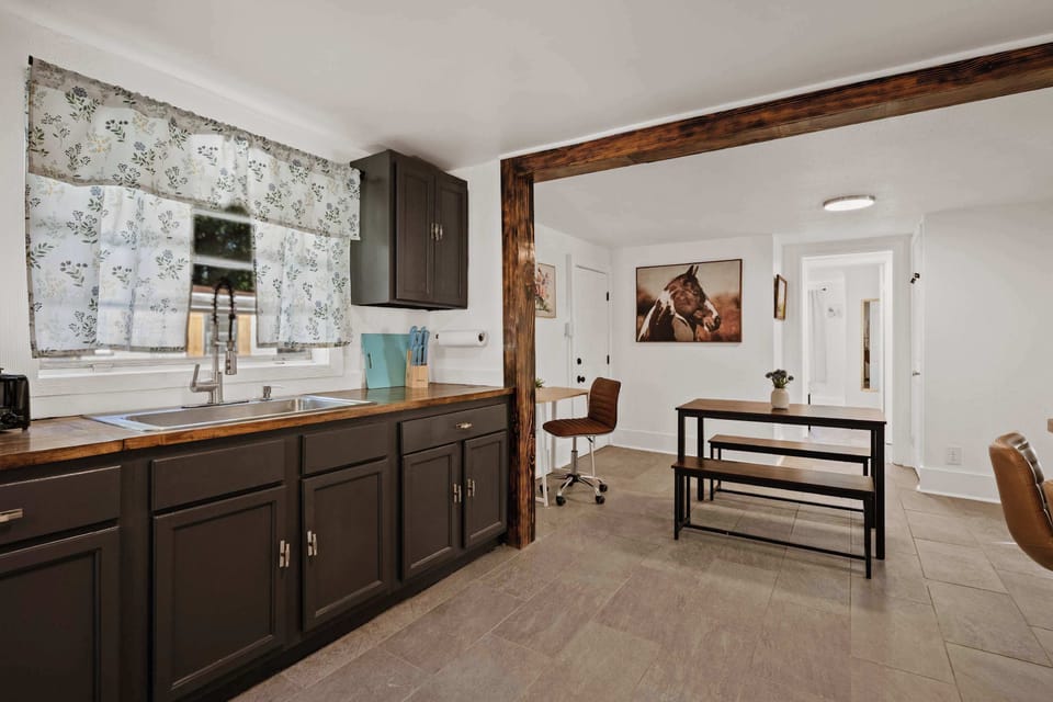 Functional kitchen w/ ample counter space & modern appliances